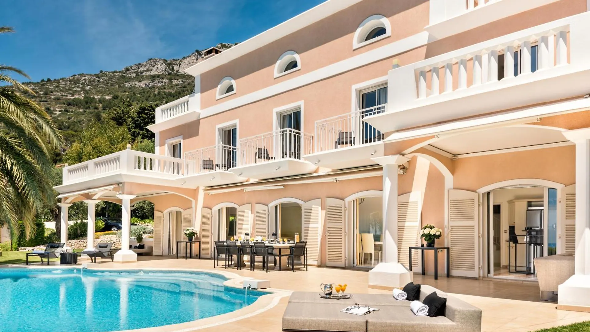 Villa Monaco - Luxury Living In Cap D'Ail With Bentley, Butler And Heated Pool Franciaország