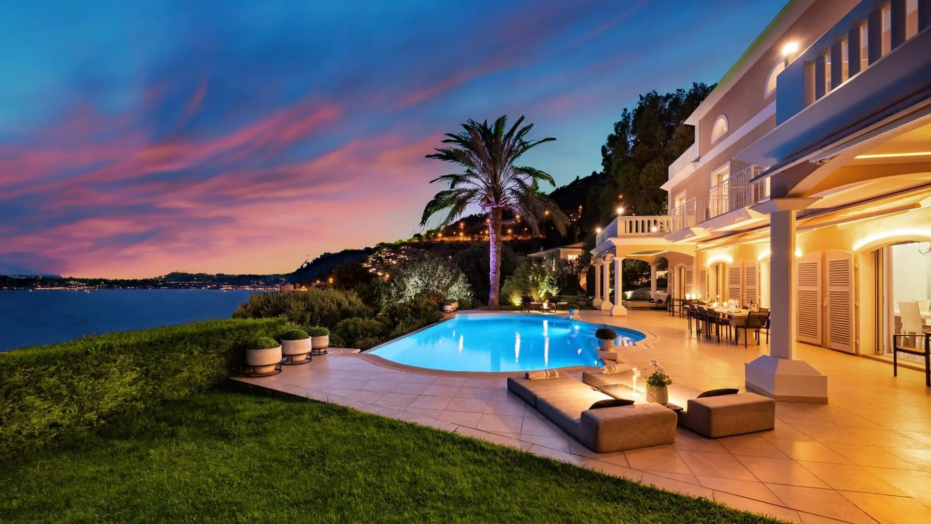 Villa Monaco - Luxury Living In Cap D'Ail With Bentley, Butler And Heated Pool